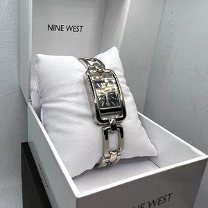 Nine West Woman's Watch Silver-Tone Black Dial Quartz Working NIB!